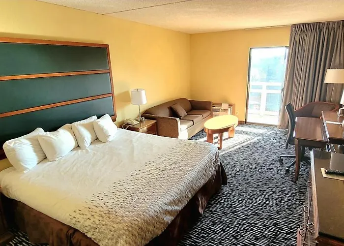Inn At Grand Glaize