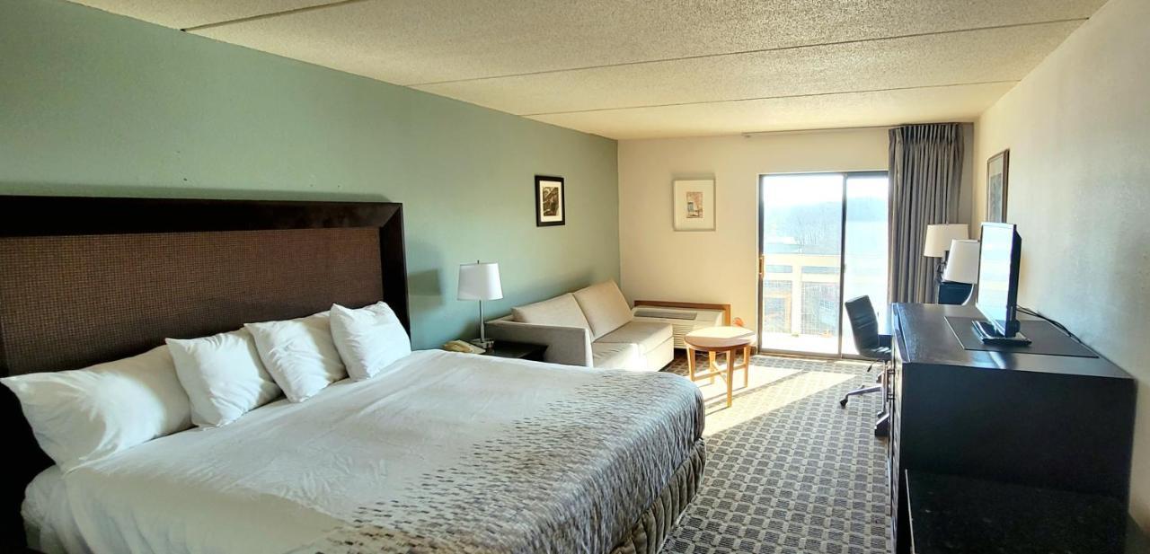 Hotel At Grand Glaize