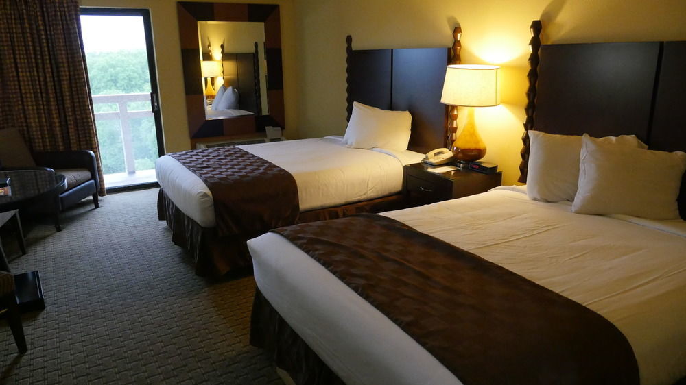 Hotel At Grand Glaize