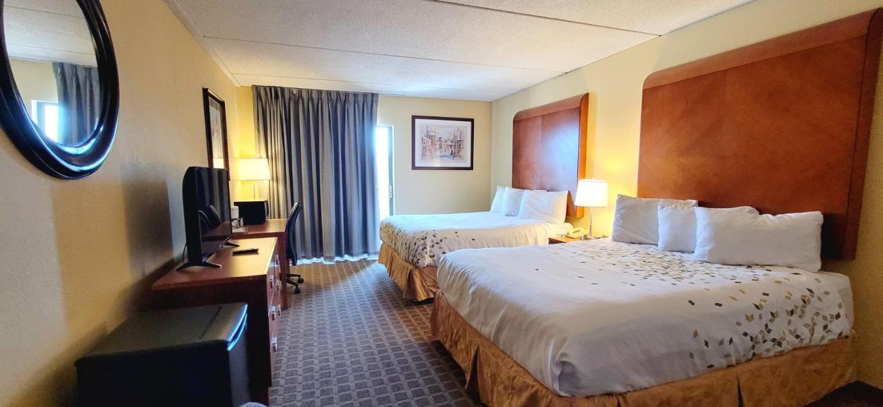 At Grand Glaize 3* Osage Beach